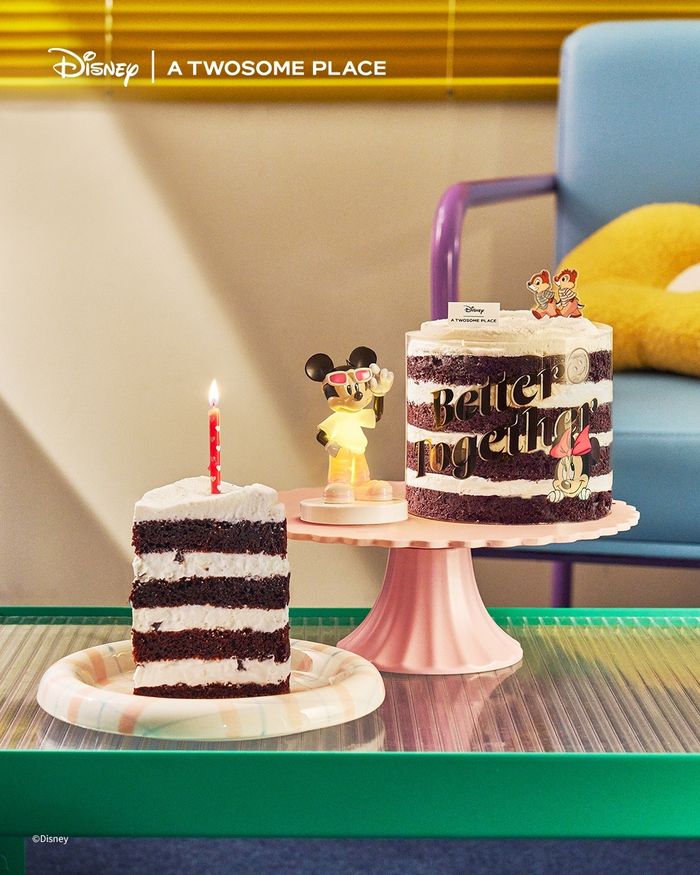 Limited ‘Mickey Mascarpone Cake’ Debuts at Twosome Place